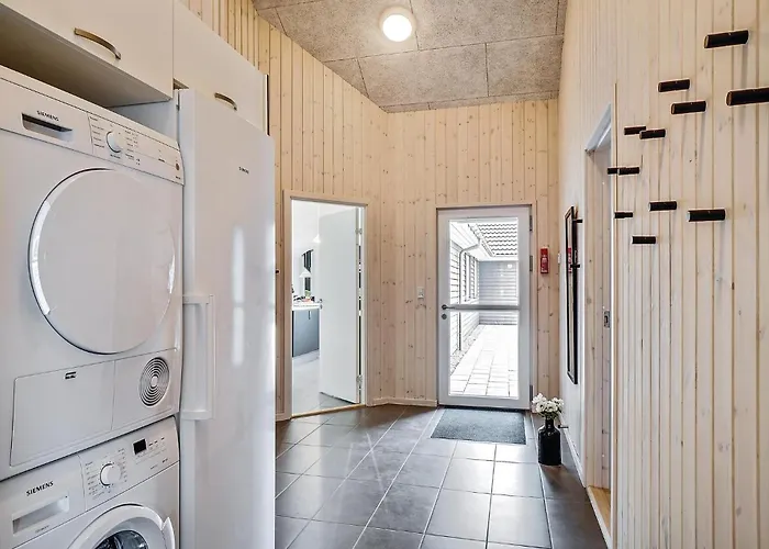 In With Sauna