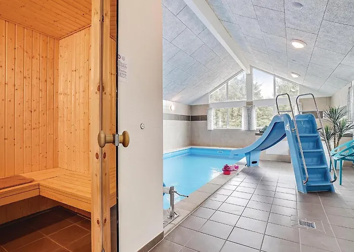 In With Sauna *